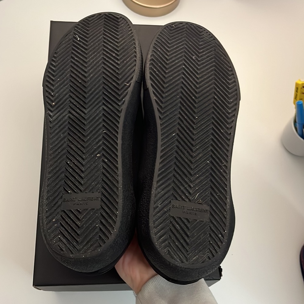 Saint Laurent Distressed Logo Sneaker 11/44 - Picture 6 of 8